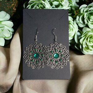 Silver Tone Filigree Green Dangle Rhinestone Vintage Earrings Women Jewelry